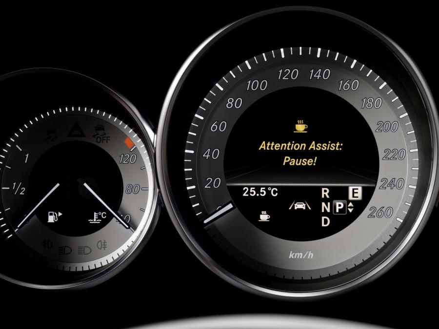  Mercedes-Benz CLS-Class 2011 года  (фото 10 из 148)
